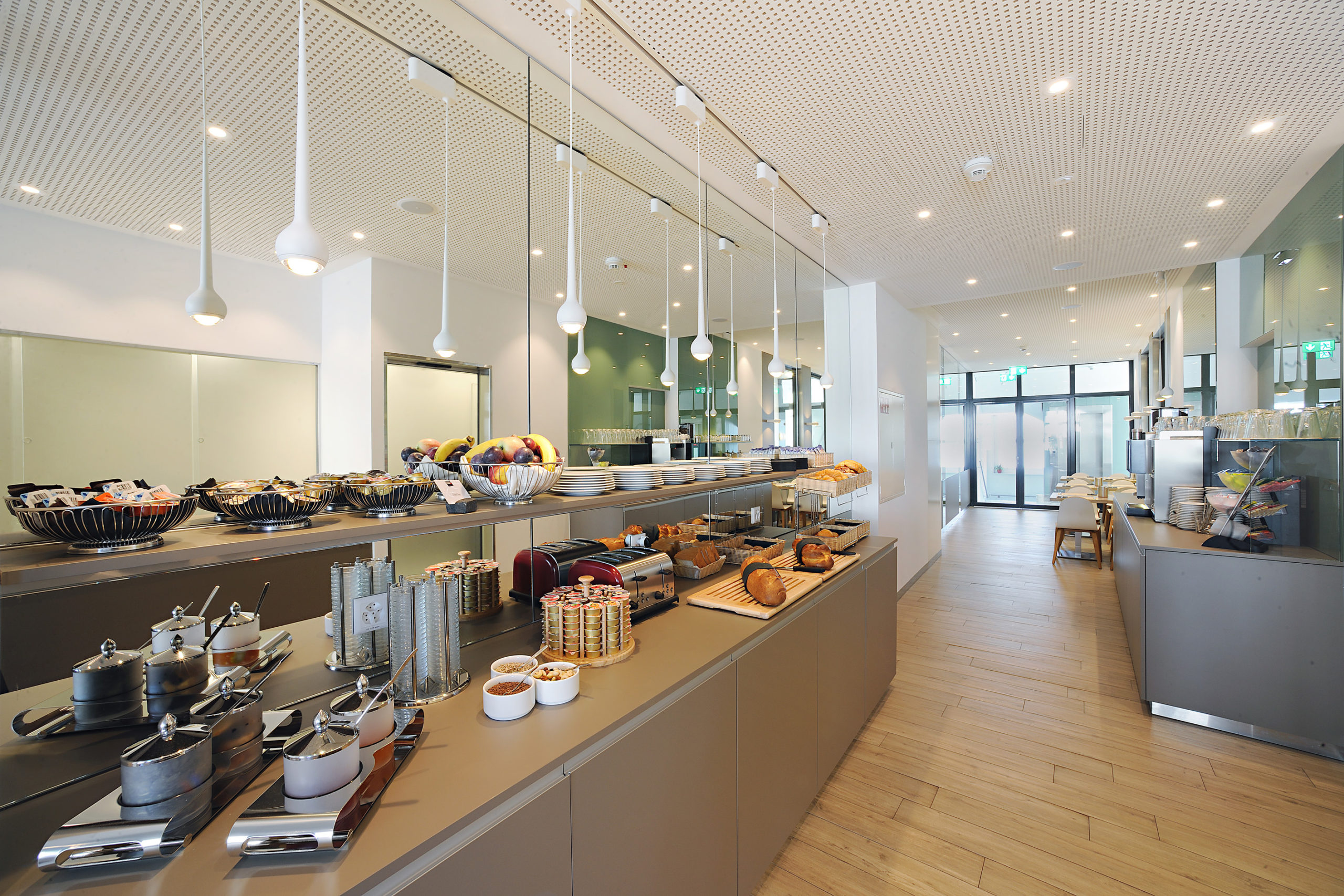 Hôtel Fassbind city_bern am bahnhof Brotbuffet 01 mid_0006147